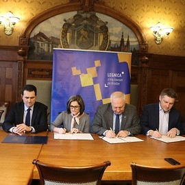 Kolej na kolejarzy. Coraz więcej zawodowych klas patronackich w legnickich szkołach