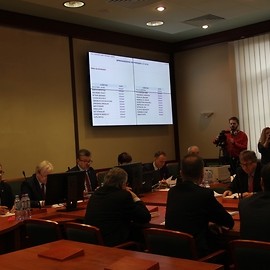 powiększ zdjęcie: Waldemar Krzystek Honorowym Obywatelem Legnicy