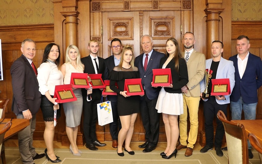Medaliści Mistrzostw Europy w taekwon-do z wizytą u prezydenta