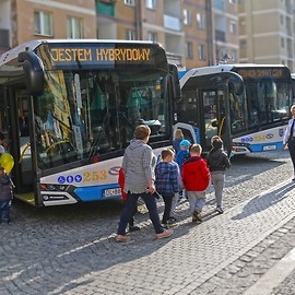 Mamy już autobusy hybrydowe najnowszej generacji