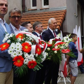 powiększ zdjęcie: Legnica uczciła 75 rocznicę Powstania Warszawskiego