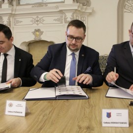 powiększ zdjęcie: Samorządy Zagłębia Miedziowego razem powalczą o unijne środki