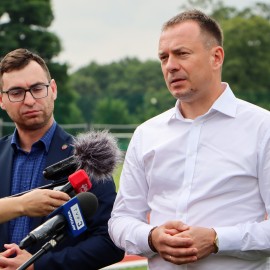 powiększ zdjęcie: Miedź Legnica otrzymała 800 tys. zł na szkolenie dzieci i młodzieży