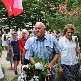 powiększ zdjęcie: Legnica uczciła 80. rocznicę Powstania Warszawskiego