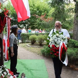 powiększ zdjęcie: Legnica uczciła 80. rocznicę Powstania Warszawskiego