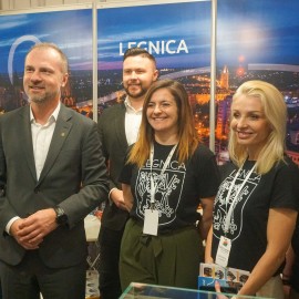 powiększ zdjęcie: Legnica podbija Wrocław!