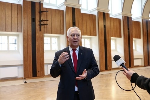 W Akademii Rycerskiej koniec wieńczy dzieło 4